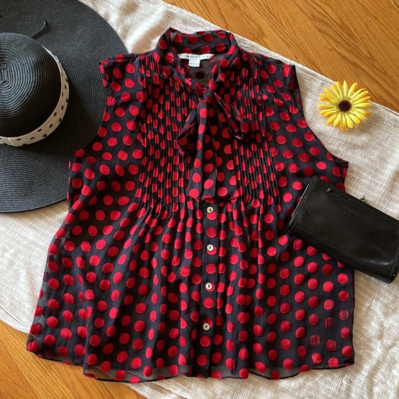 Diane Von Furstenberg Tops - 🌺 DIANE VON FURSTENBERG; Aidan Sleeveless Polka-Dot Red/Black Silk Blouse Sz 12